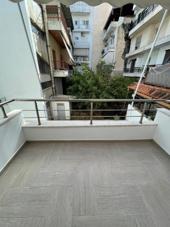 Agora Luxury 1